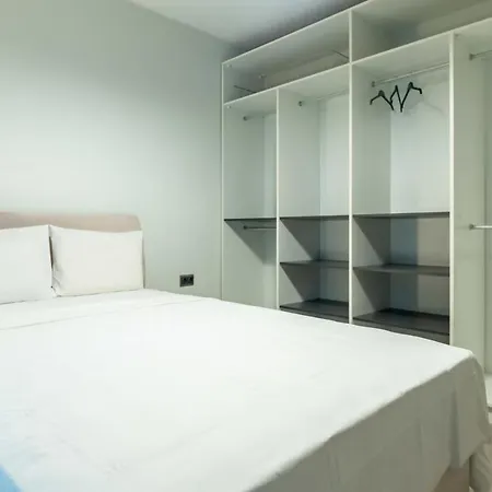 아파트 Flat Close To Popular Attractions In Sisli *